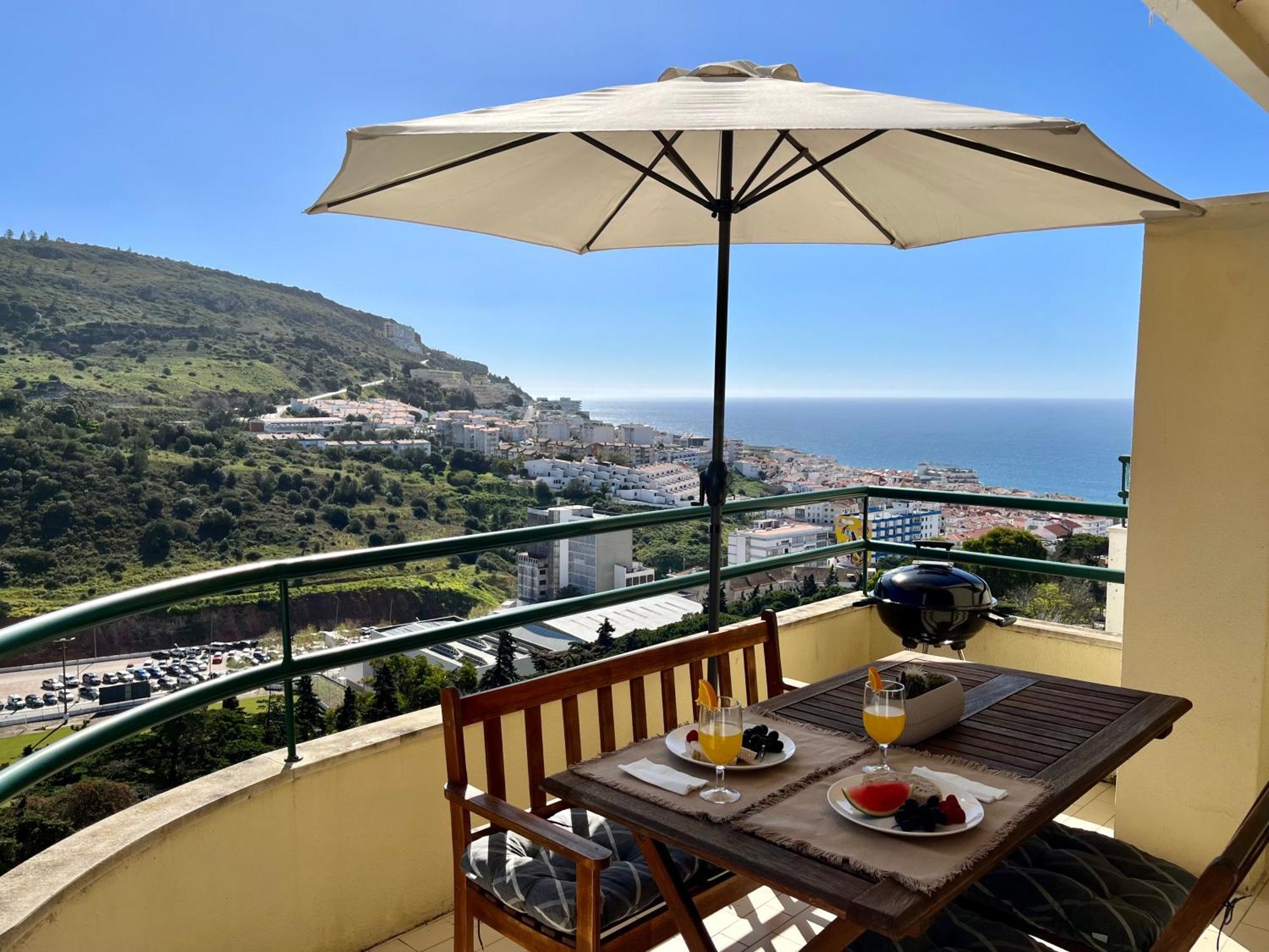 Casa Do Mar - Sea View - Wifi - Barbecue Apartment Sesimbra Exterior photo