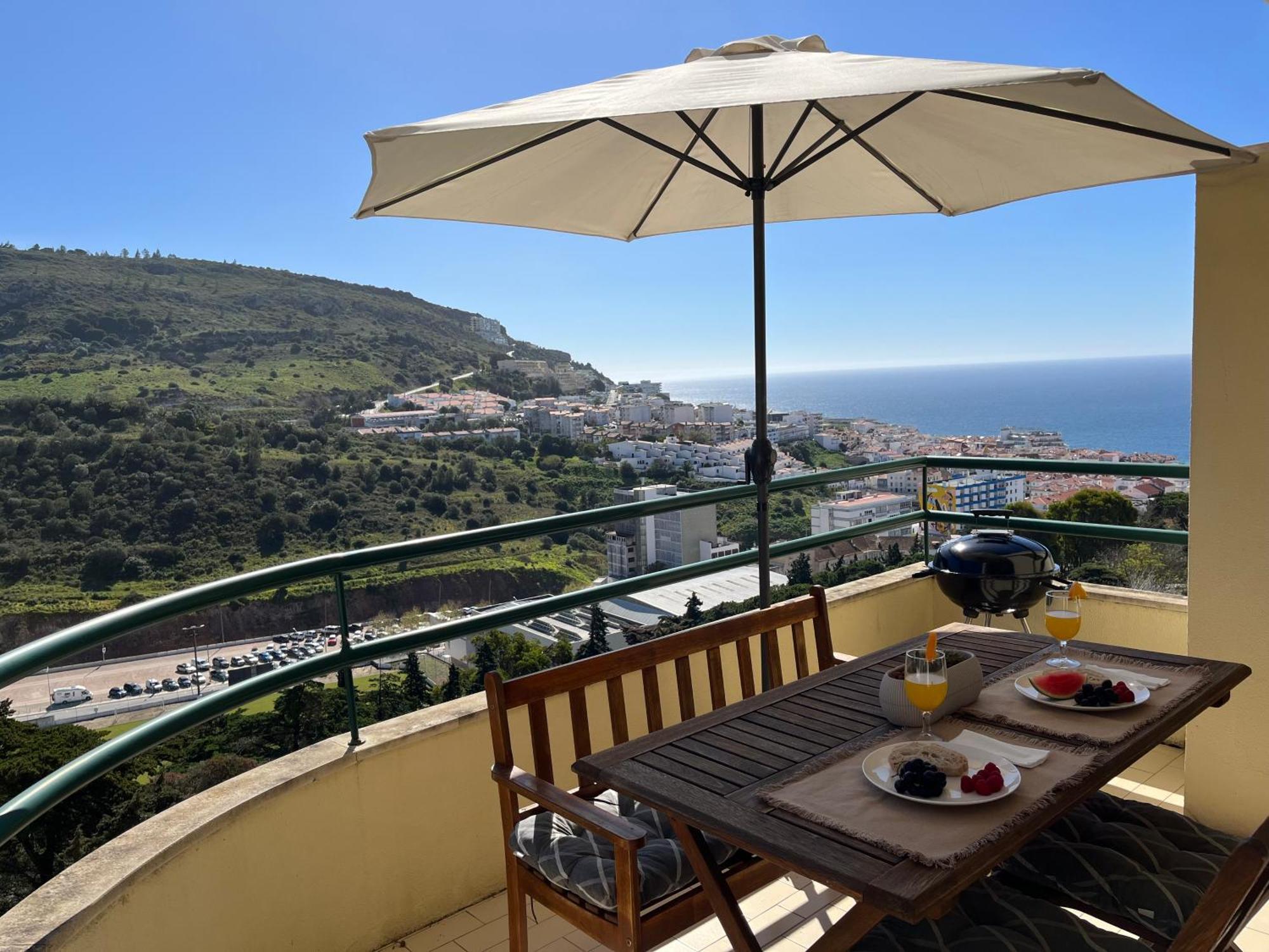 Casa Do Mar - Sea View - Wifi - Barbecue Apartment Sesimbra Exterior photo